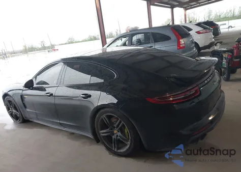2018 Porsche Panamera E-Hybrid 4 z USA, uszkodzony, nr VIN WP0AE2A73JL128262